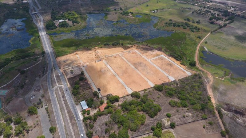 Terreno - Venda - Centro - Aquiraz - CE