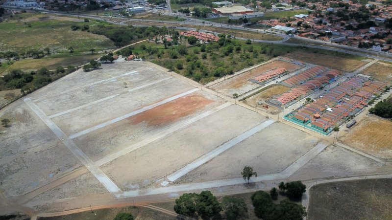 Terreno - Venda - Planalto Horizonte - Horizonte - CE