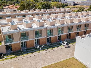 Casas Duplex Em Eus�bio